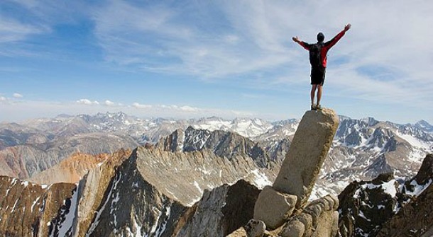 photo-man-on-rock
